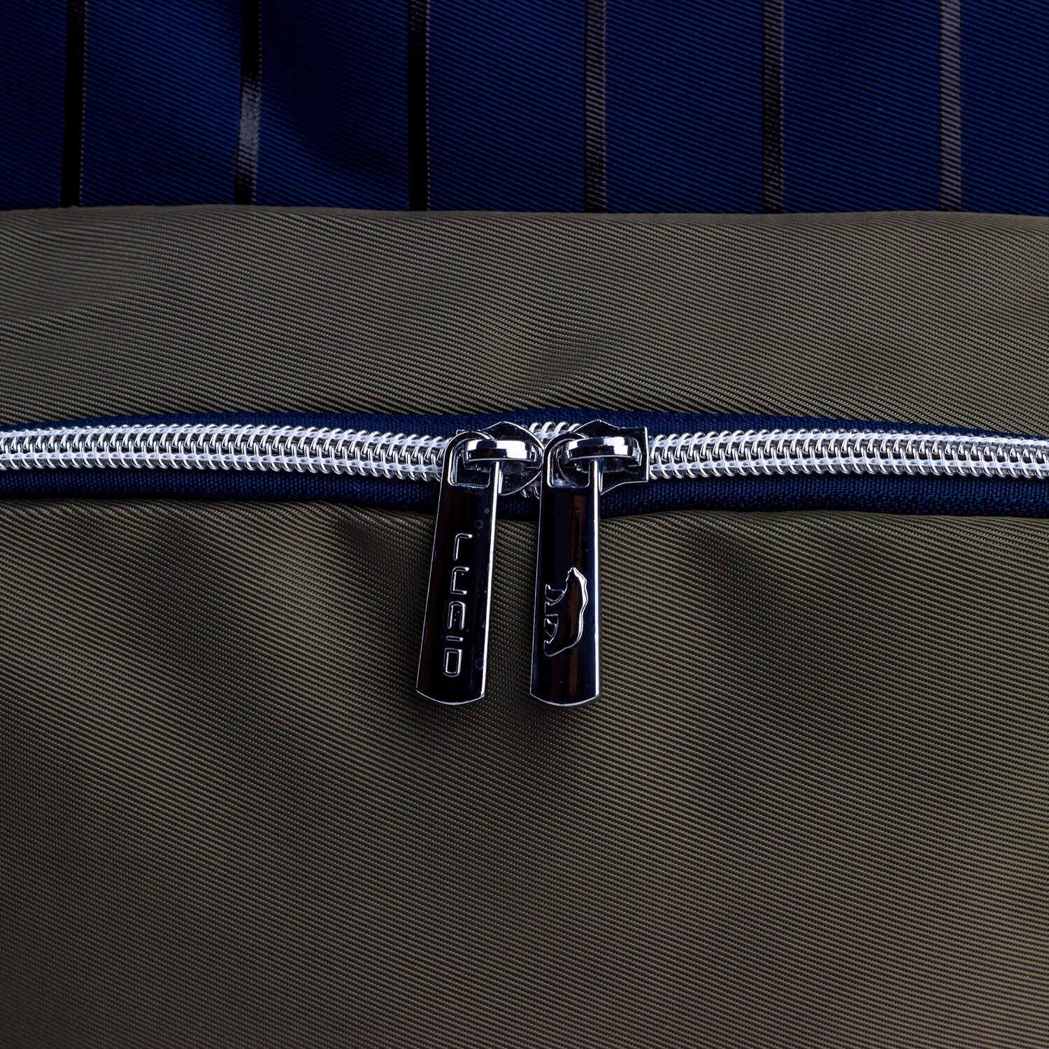 حقيبه لوازم الأمهات الإصدار الاحدث من لوسيد مقاومة للمياه مع مفرش غيار وحافظه للببرونه حراريه بوصله تسخين ازرق فى جراى حقيبه لوازم الأمهات الإصدار الاحدث من لوسيد مقاومة للمياه مع مفرش غيار وحافظه للببرونه حراريه بوصله تسخين ازرق فى جراى