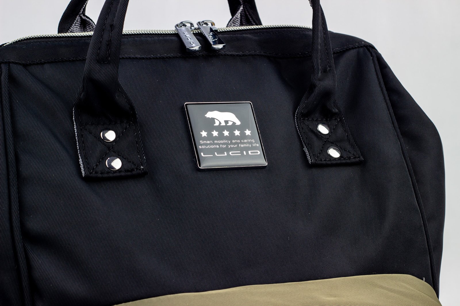 حقيبه لوازم الأمهات الإصدار الاحدث من لوسيد مقاومة للمياه مع مفرش غيار وحافظه للببرونه حراريه بوصله تسخين ومزوده ببطانه طبيه للظهر-اسود فى جراى حقيبه لوازم الأمهات الإصدار الاحدث من لوسيد مقاومة للمياه مع مفرش غيار وحافظه للببرونه حراريه بوصله تسخين اسود فى جراى